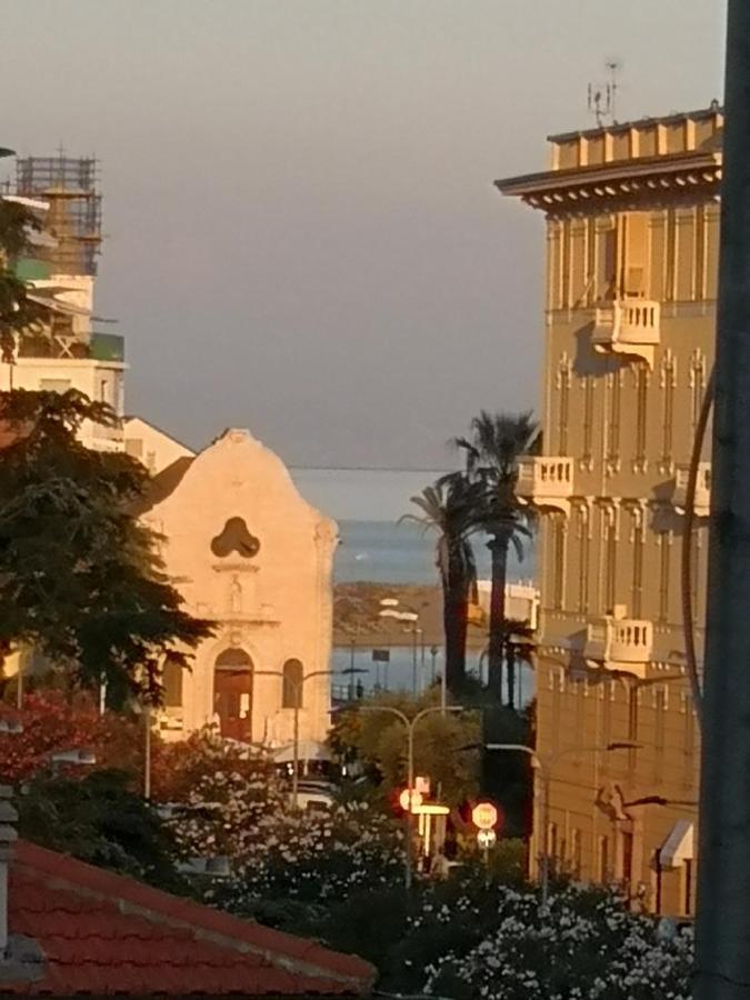 شقة A Due Passi Dal Mare فاراتسي المظهر الخارجي الصورة